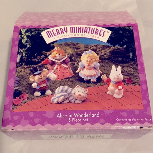 Hallmark Merry Minatures Alice in Wonderland - Picture 5 of 10